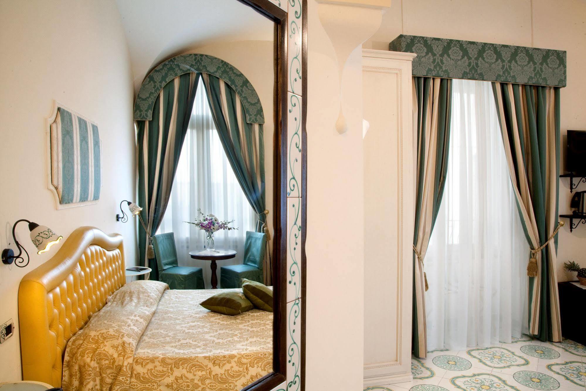 Albergo L'Antico Convitto Амальфі Екстер'єр фото